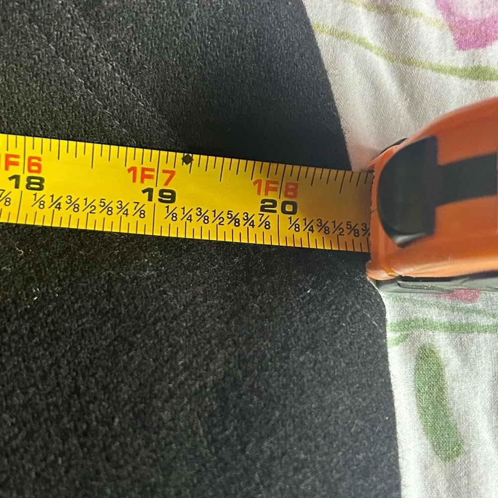 Old Navy Mini Skirt 😊 - Picture 10 of 11